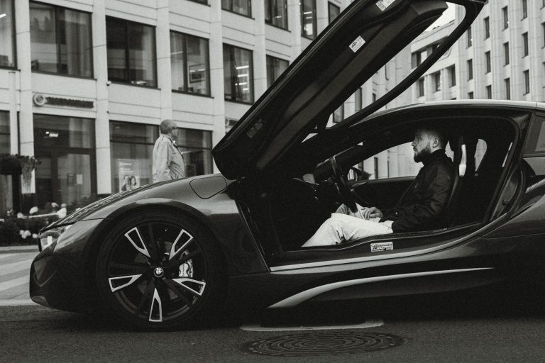 Ile naprawdę kosztuje roczne utrzymanie BMW w Polsce